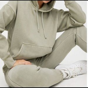 Aritzia TNA green boyfriend sweatsuit